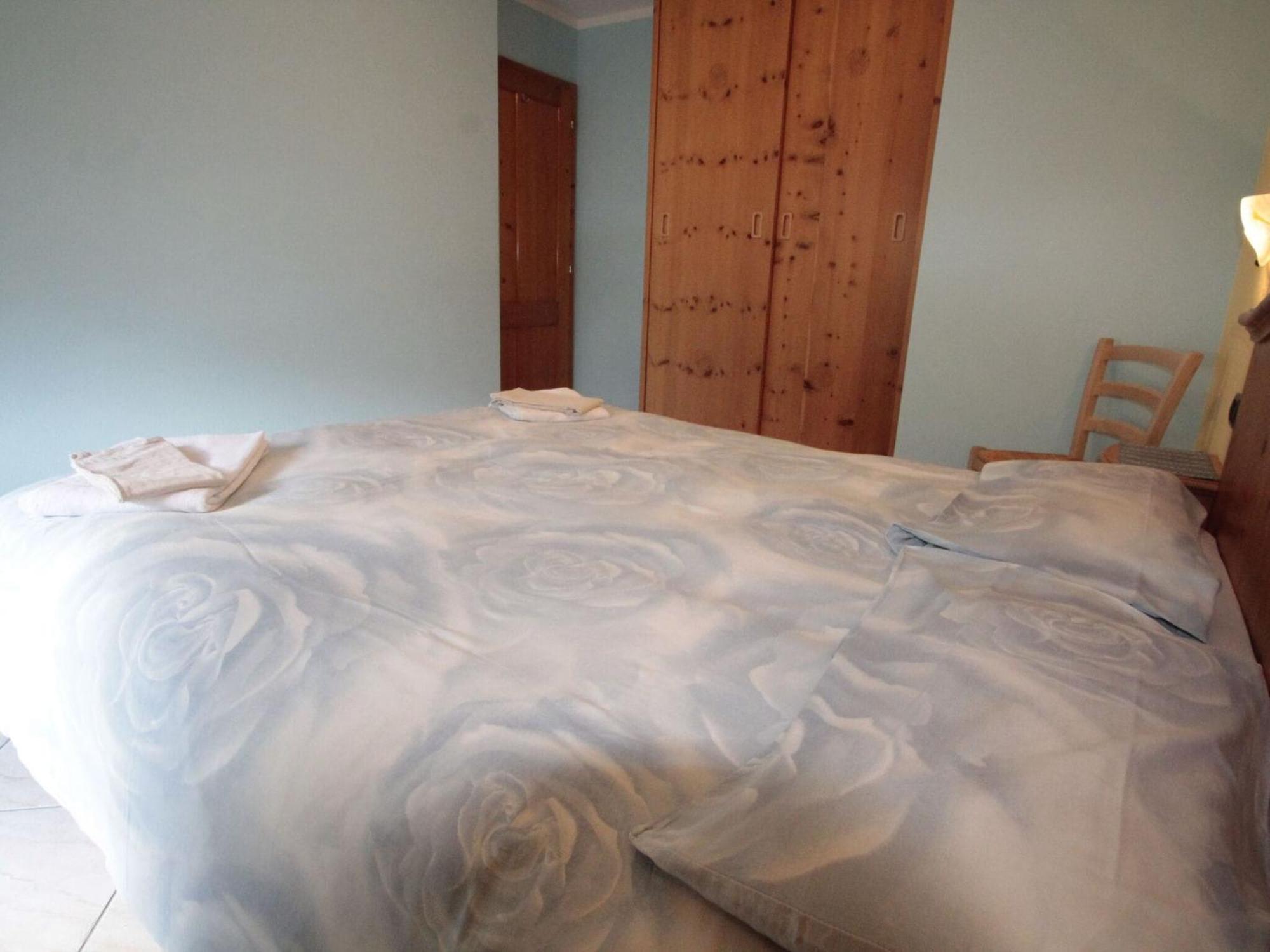 Modern Holiday In Italy Near Ski Area Chalet Livigno