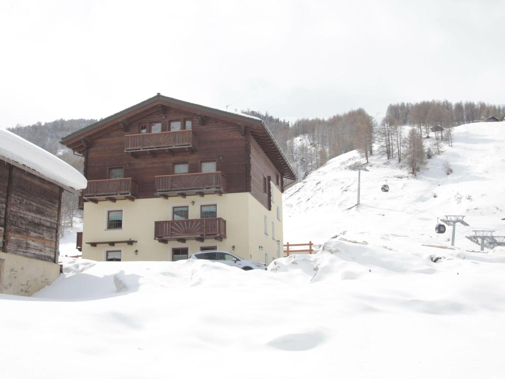 Chalet Modern Holiday In Italy Near Ski Area